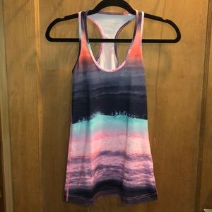 Cool racer back Lululemon tank